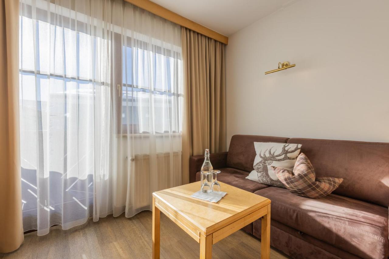 Hotel Central Зеефельд в Тироле Экстерьер фото