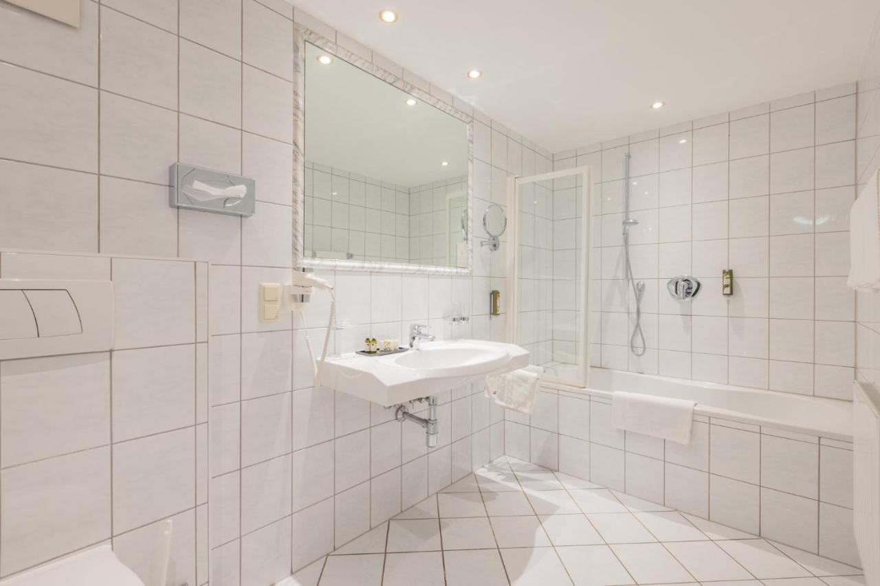 Hotel Central Зеефельд в Тироле Экстерьер фото